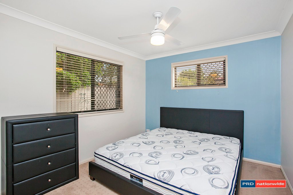21 Sea Eagle Drive BURLEIGH WATERS 9