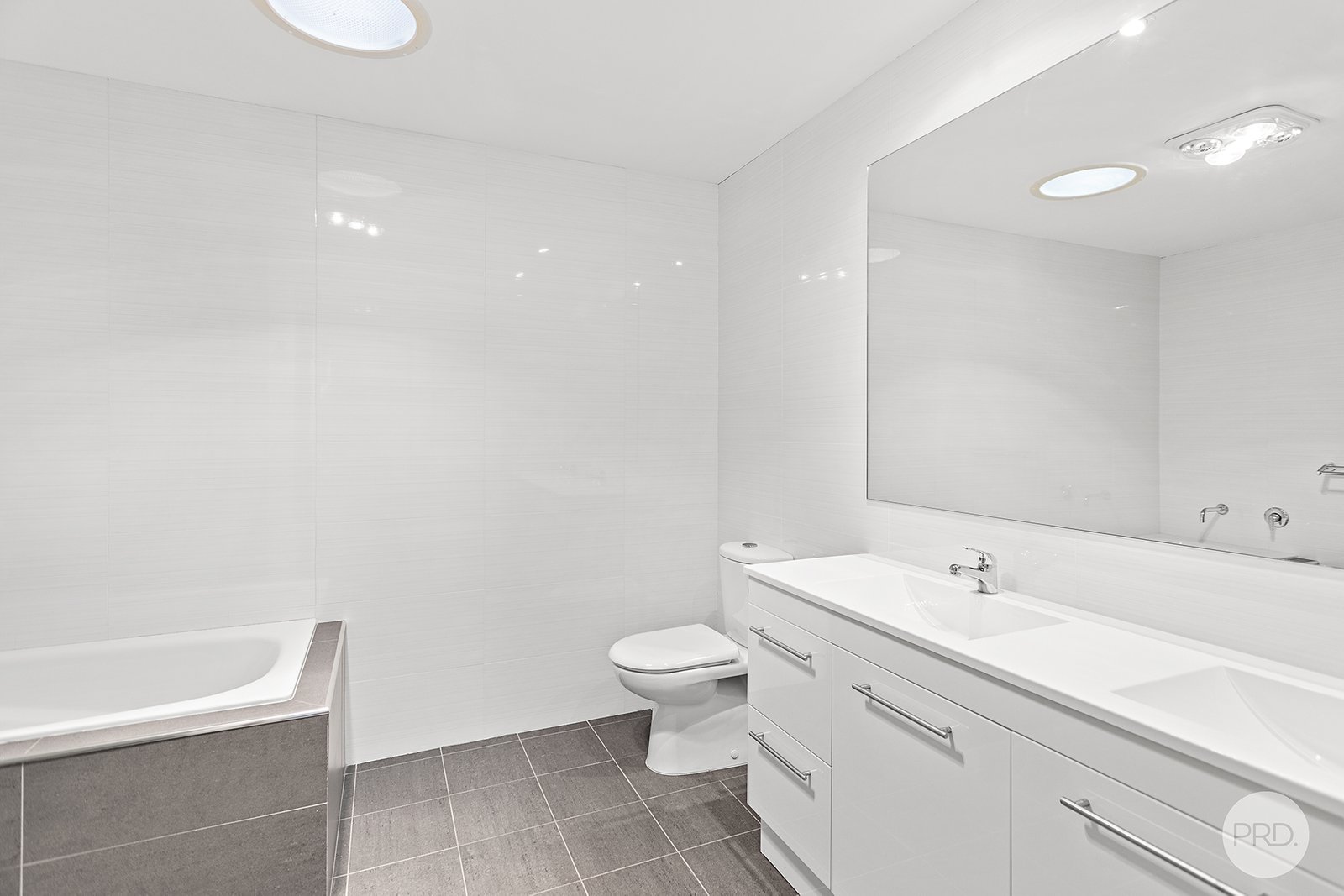 21 Seagrass Circuit CORLETTE 19