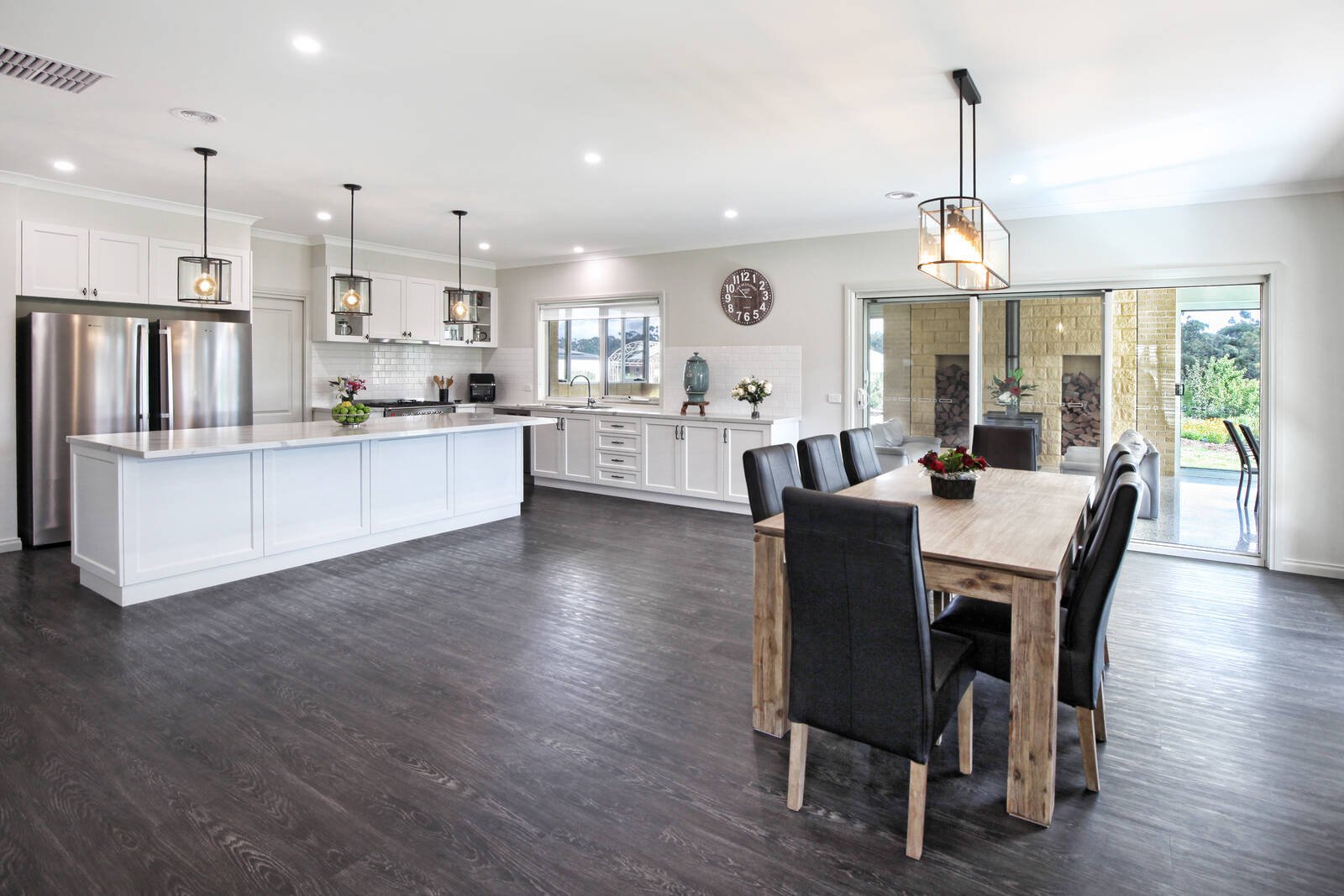 Real Estate and Property in 21 Shirley Park Lane, Woodend, VIC