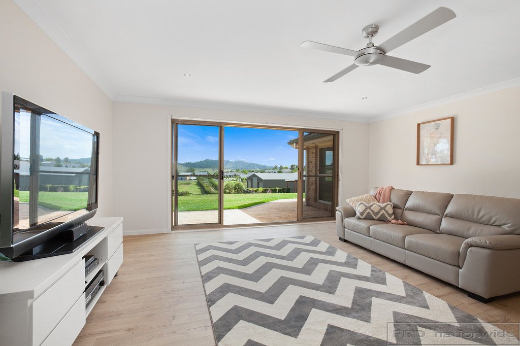 21 Silky Oak Drive ABERGLASSLYN 9