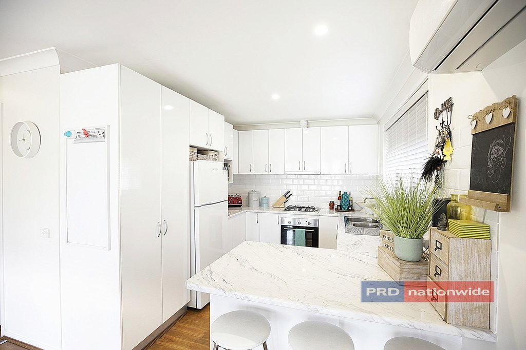 21 Silvereye Close GLENMORE PARK 3