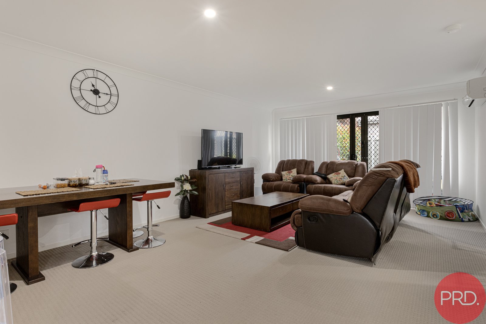 21 Skylark Avenue THORNTON 3