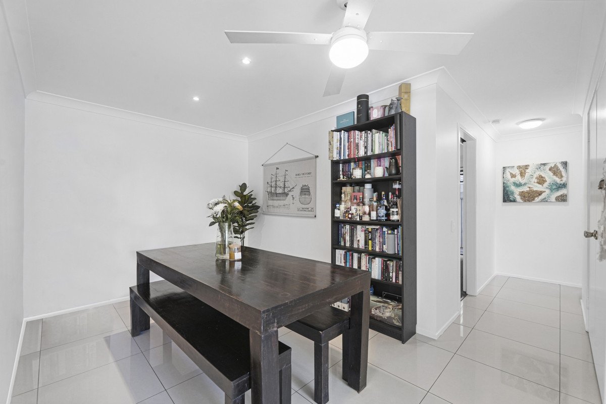 2/1 Snowgum Court Burleigh Waters 9