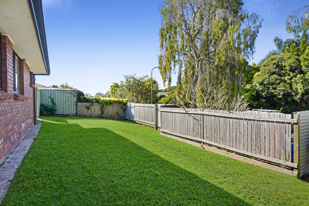 2/1 Snowgum Court Burleigh Waters 14