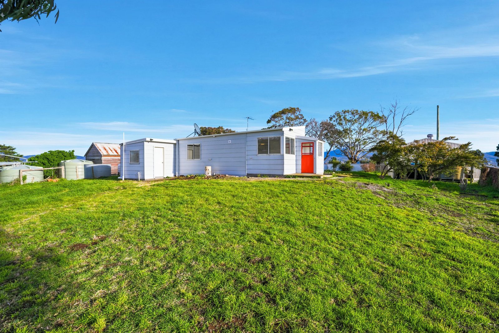 21 Spitfarm Rd  OPOSSUM BAY 12