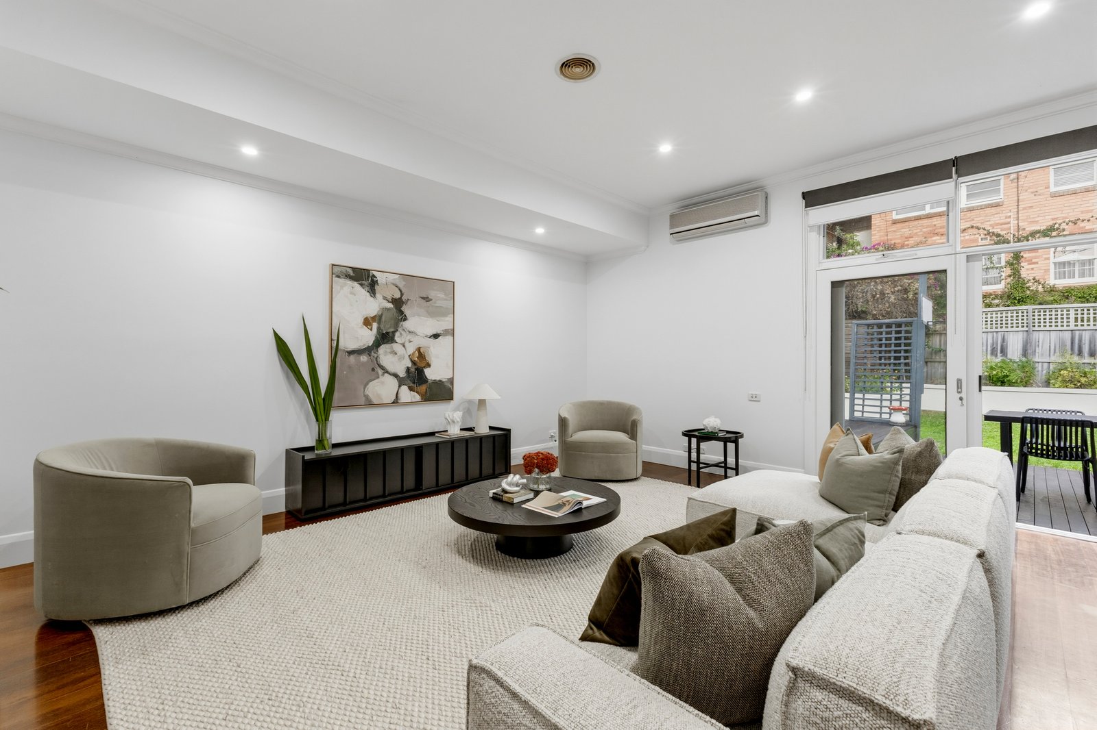 Gallery: 21 Spray Street