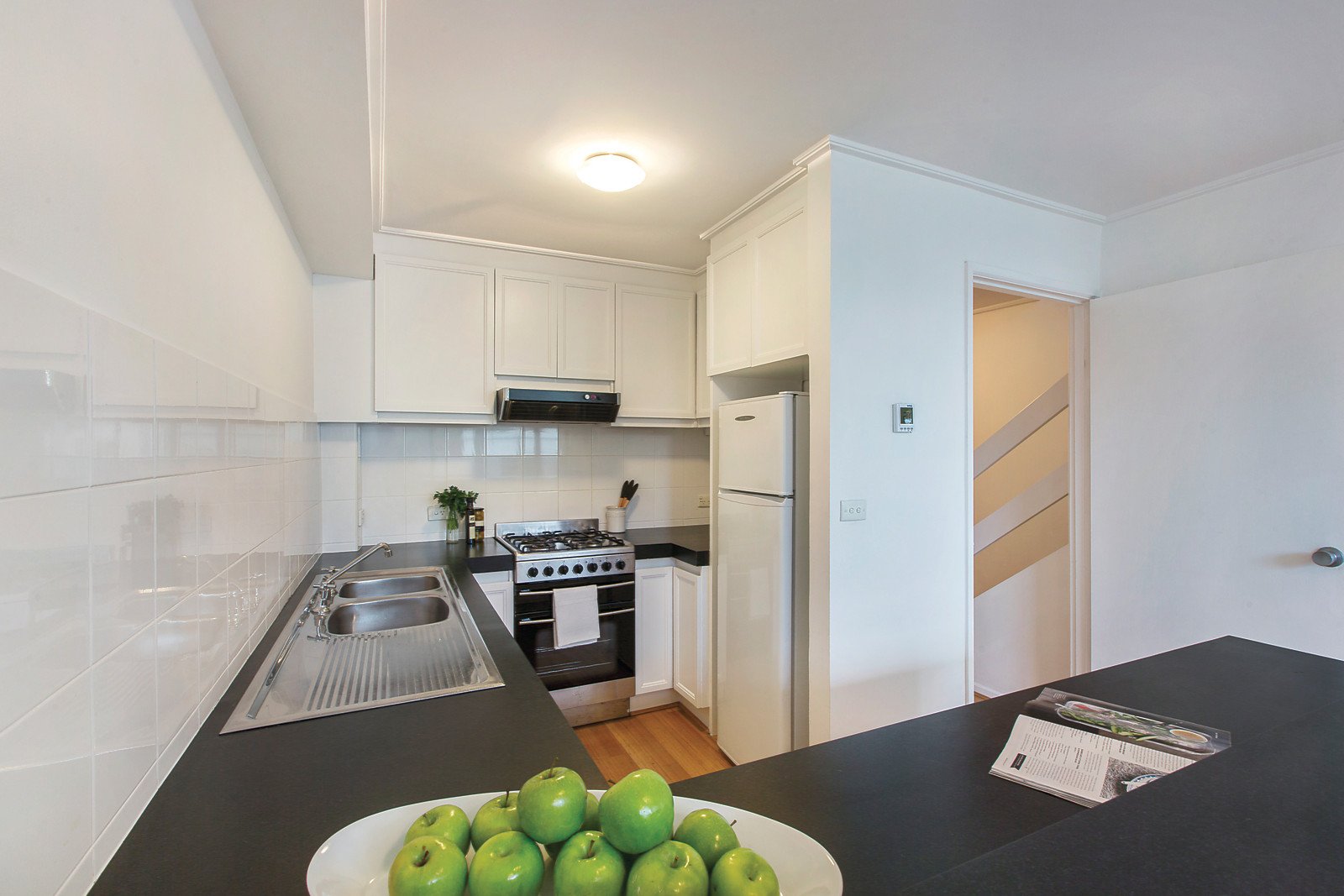 21 St Vincent Street, Albert Park, VIC