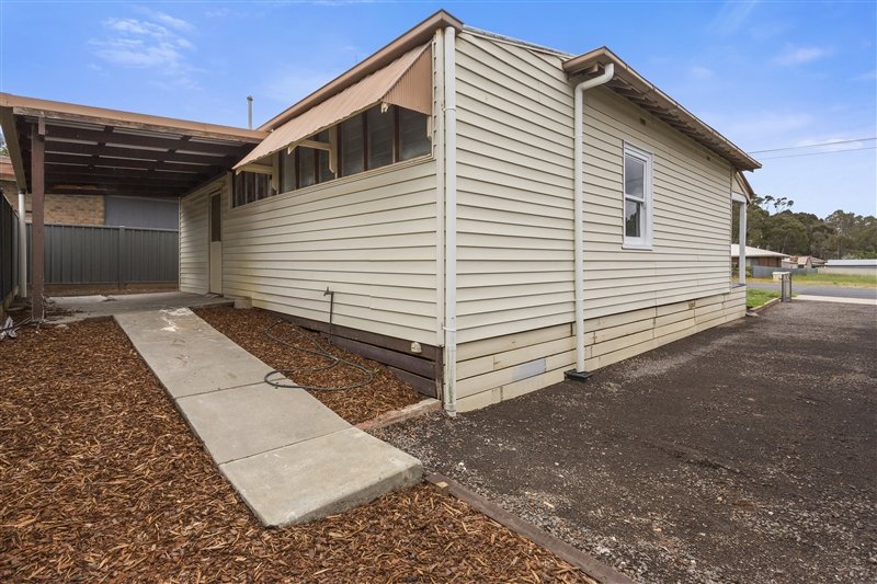 21 Station Street KANGAROO FLAT 8