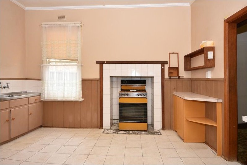 21 Station Street KANGAROO FLAT 2