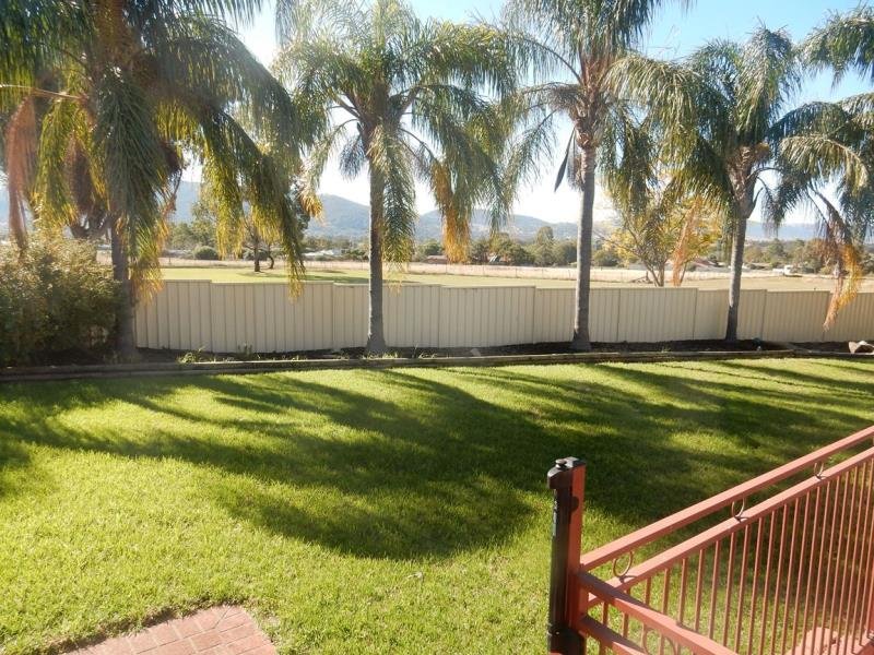 21 Stratford Place TAMWORTH 9