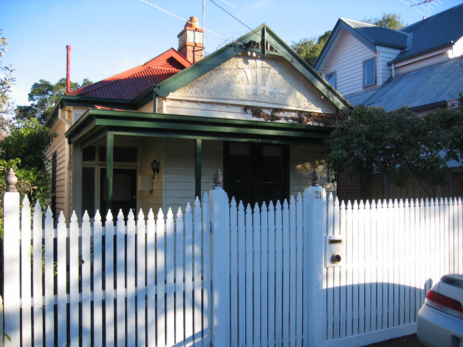  21 Stuart Street