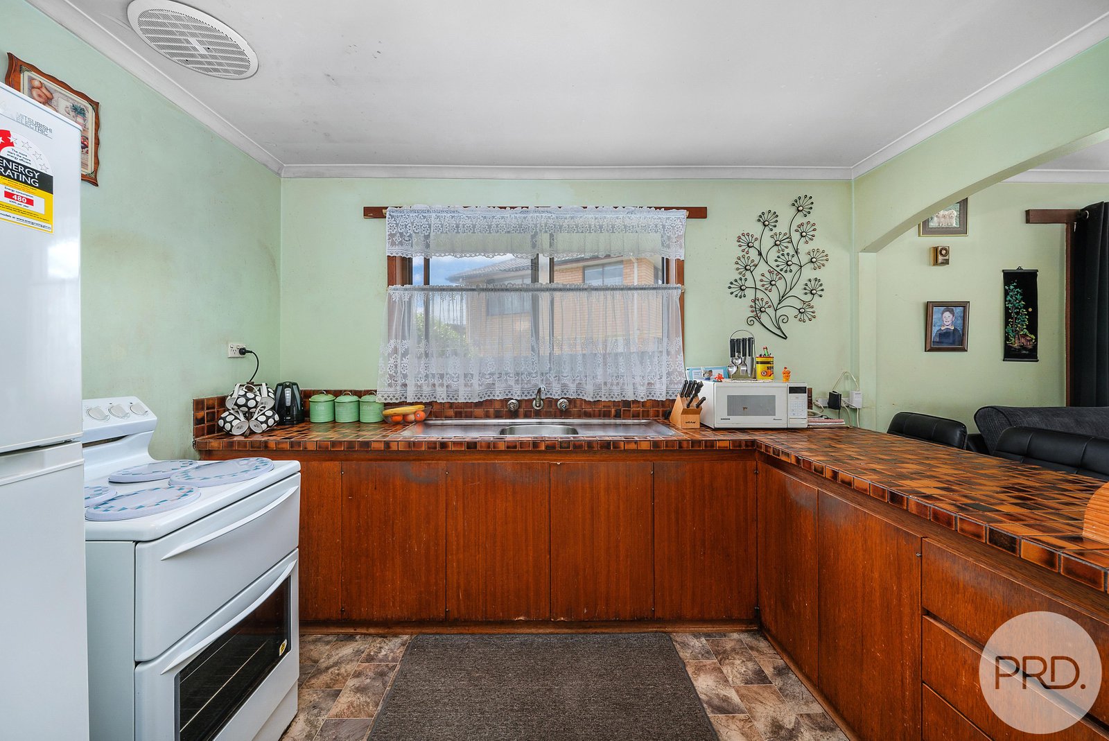 2/1 Sunlea Place GLENORCHY 8