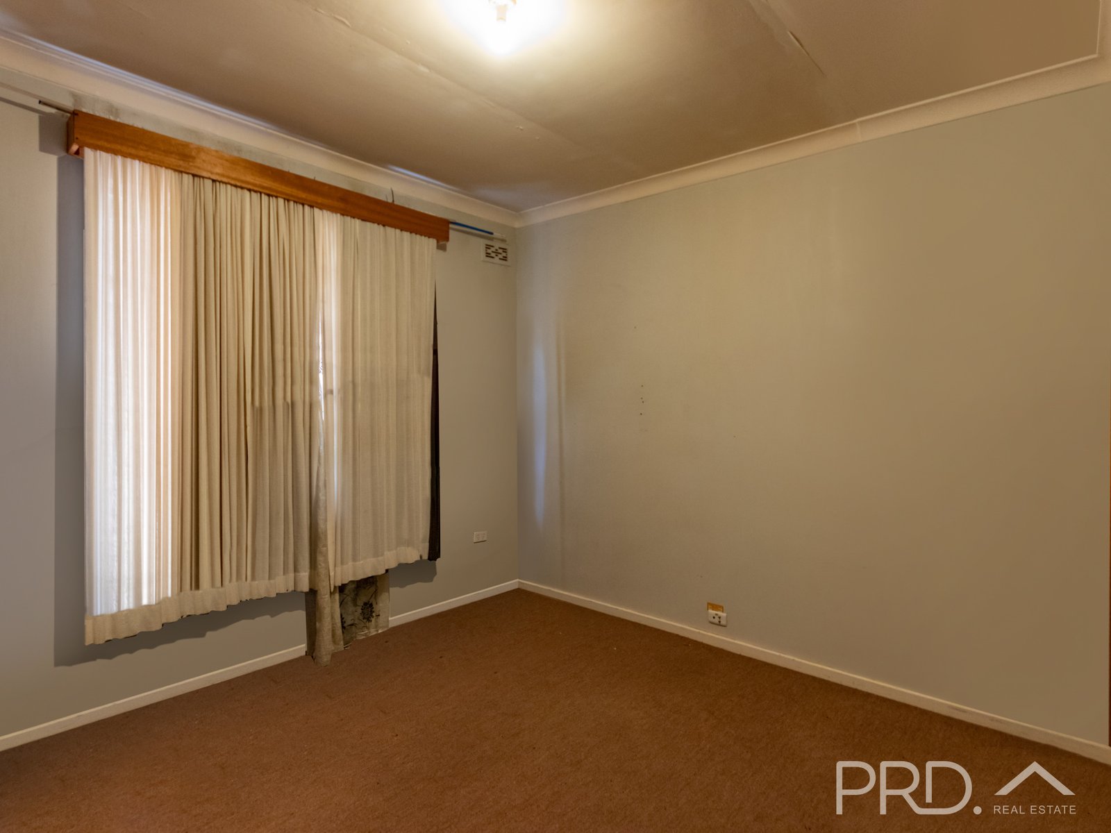 21 Sunnyside Avenue BATLOW 4