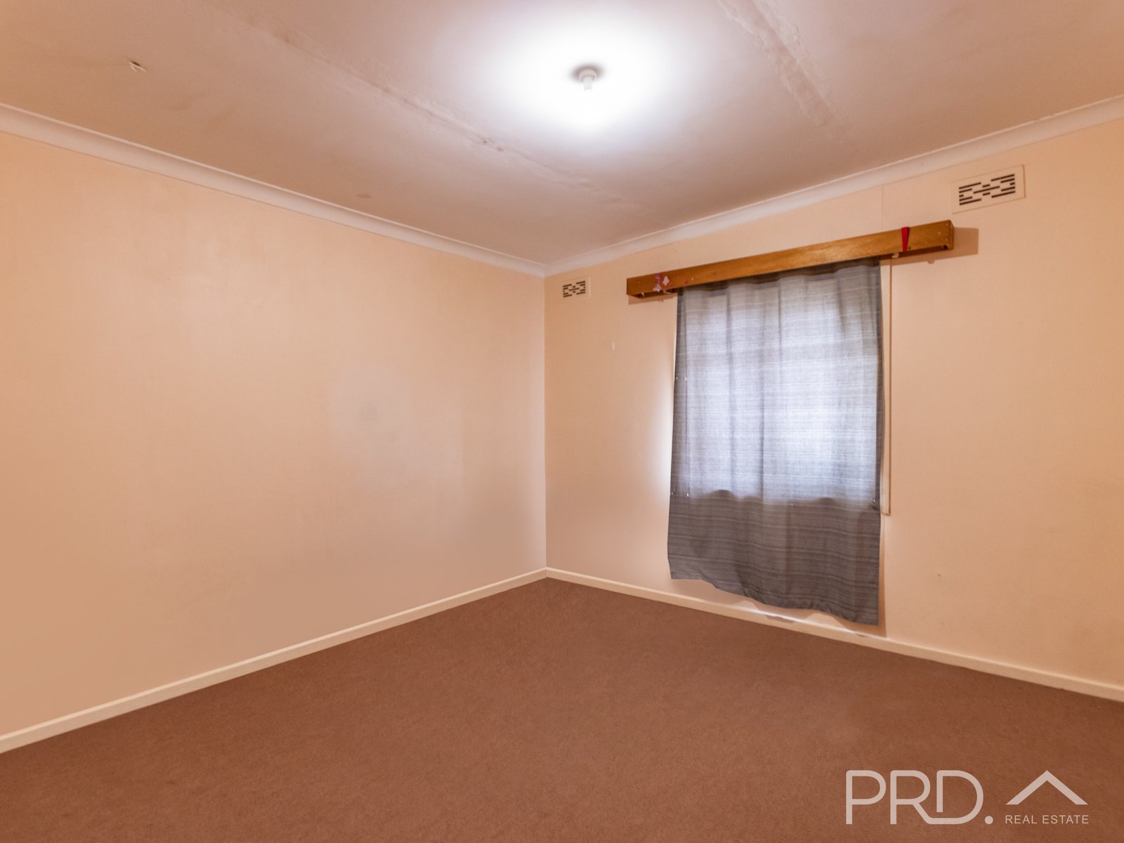 21 Sunnyside Avenue BATLOW 5