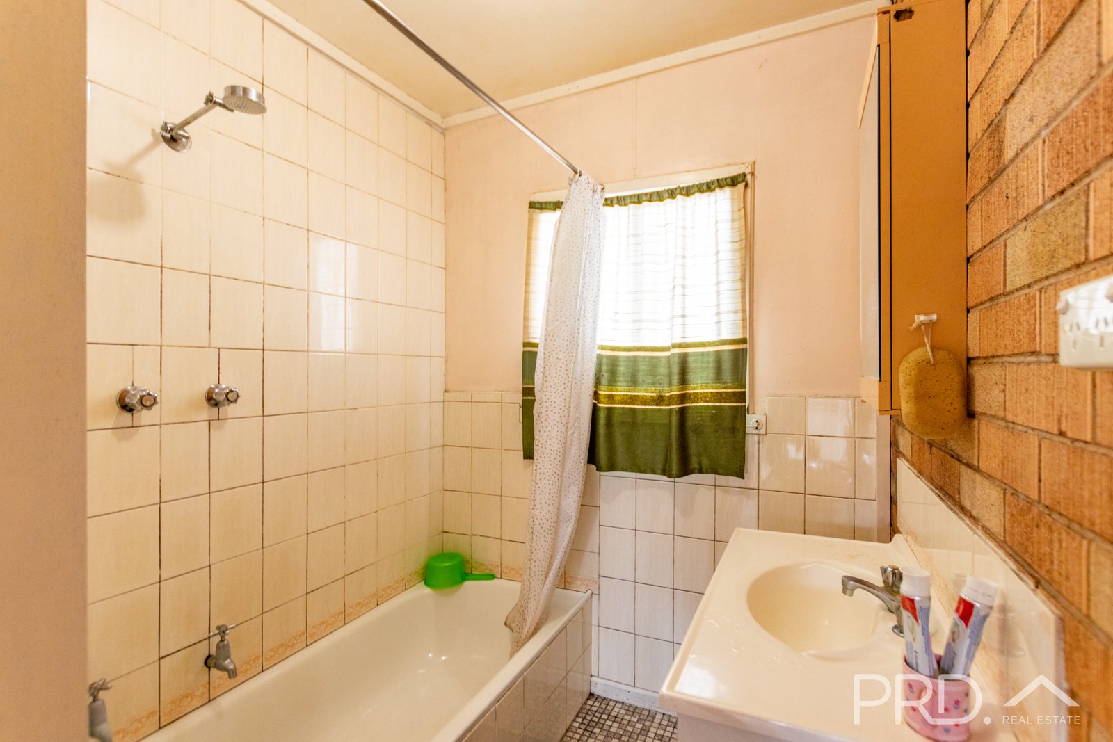 21 Sunnyside Avenue BATLOW 7
