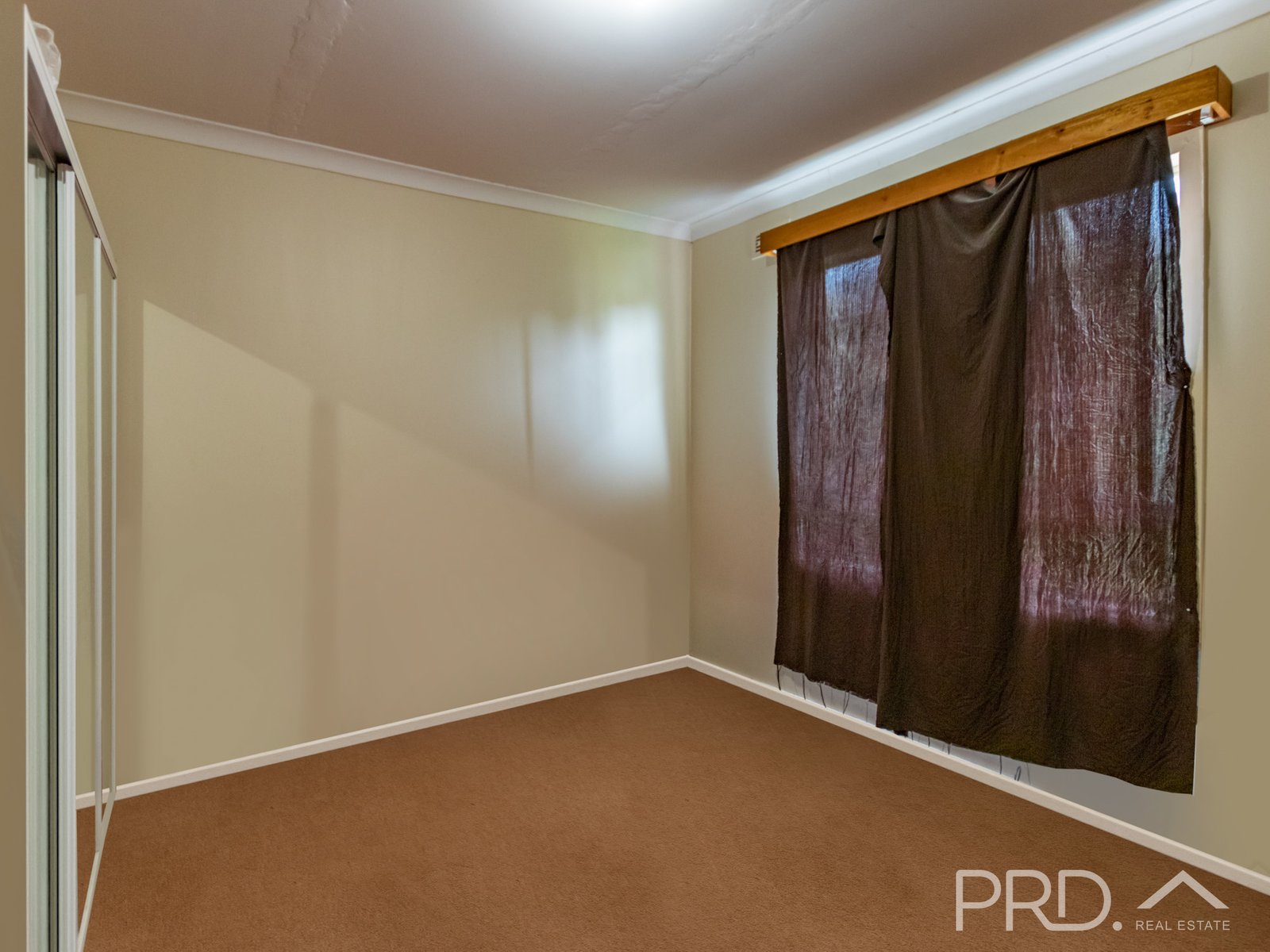 21 Sunnyside Avenue BATLOW 8