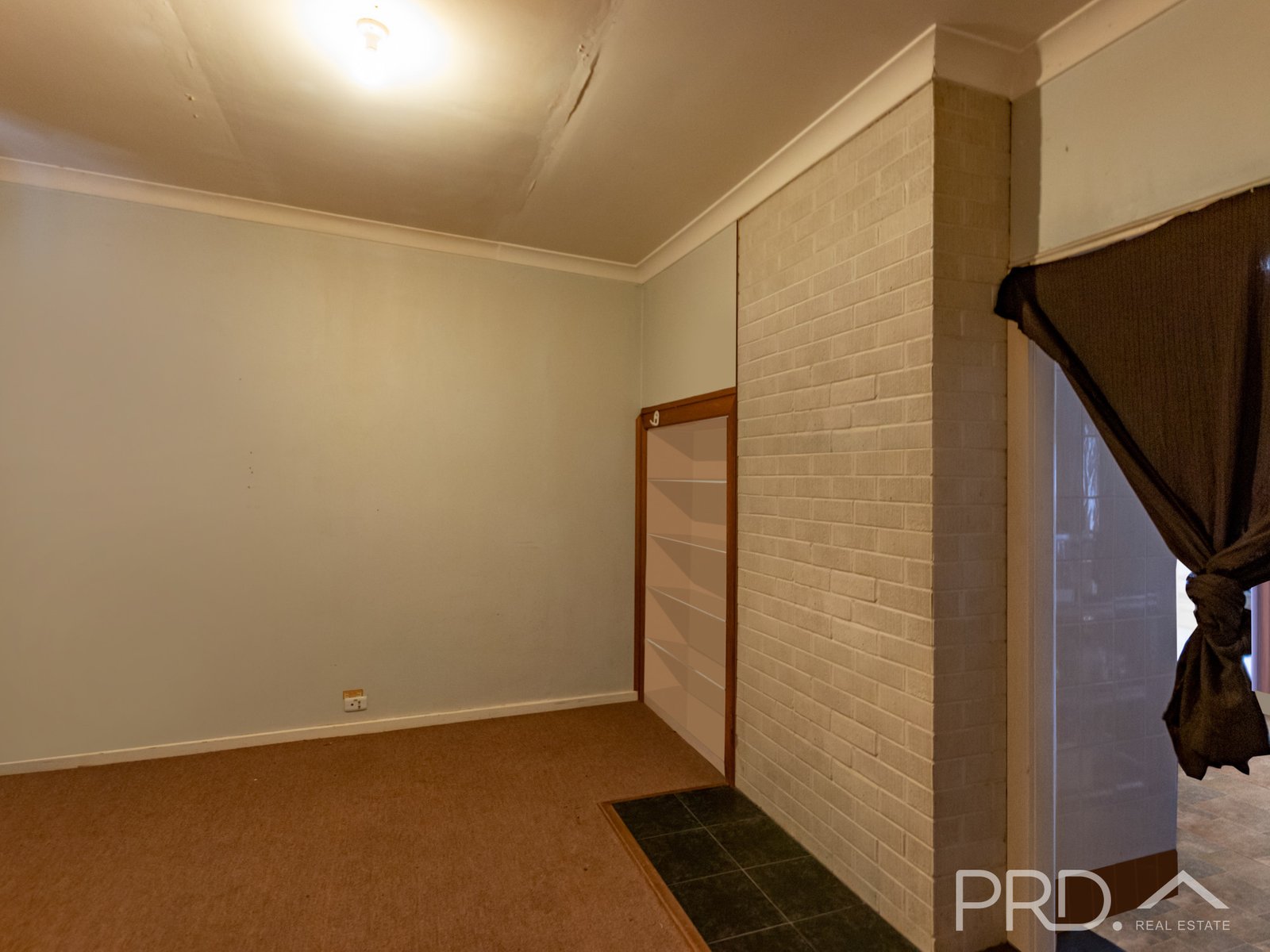 21 Sunnyside Avenue BATLOW 9