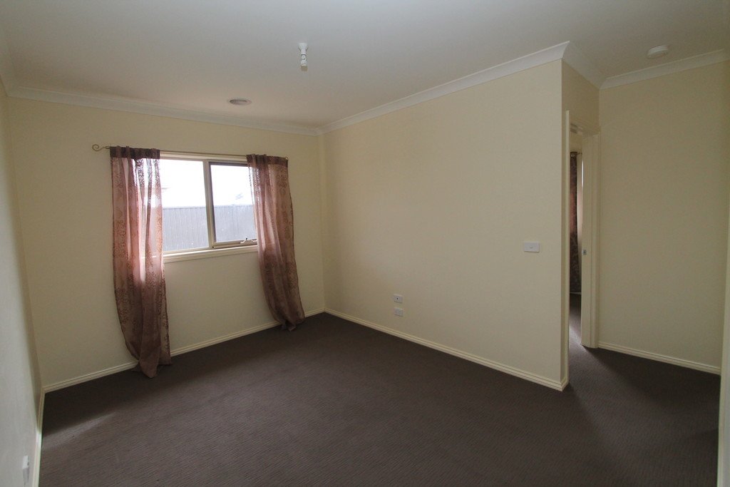 21 Sutcliffe Street Lucas 11