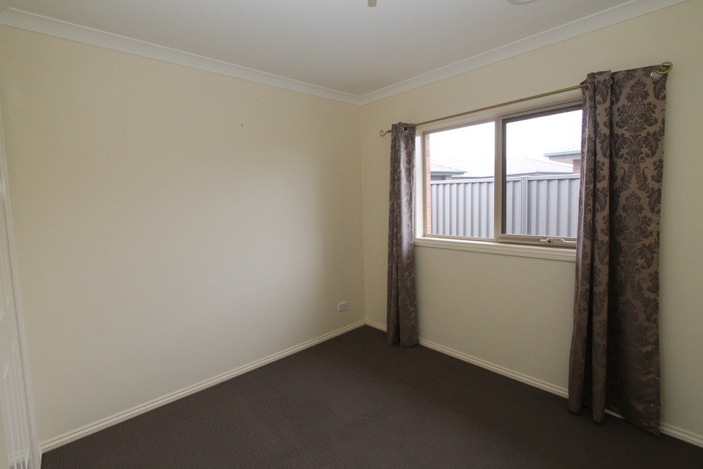 21 Sutcliffe Street Lucas 12