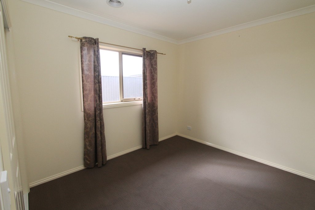 21 Sutcliffe Street Lucas 14