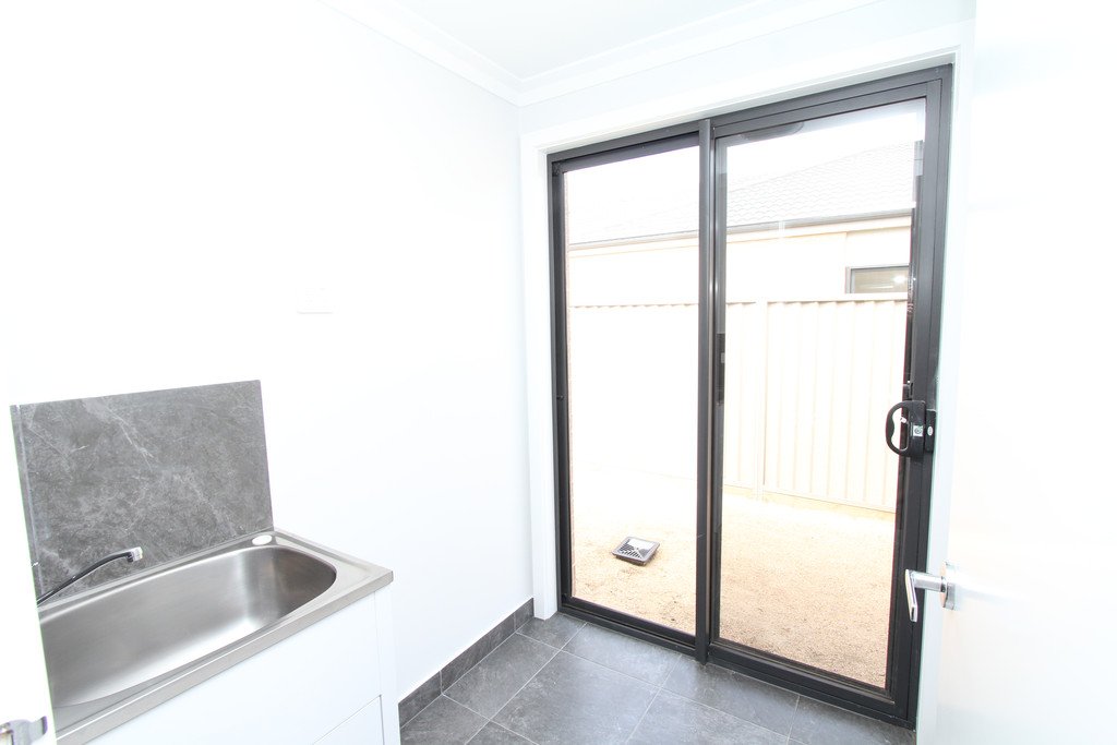 21 Swan Boulevard Winter Valley 10