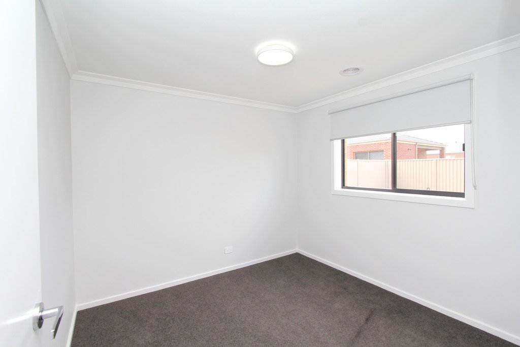 21 Swan Boulevard Winter Valley 13