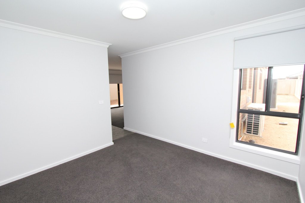 21 Swan Boulevard Winter Valley 15