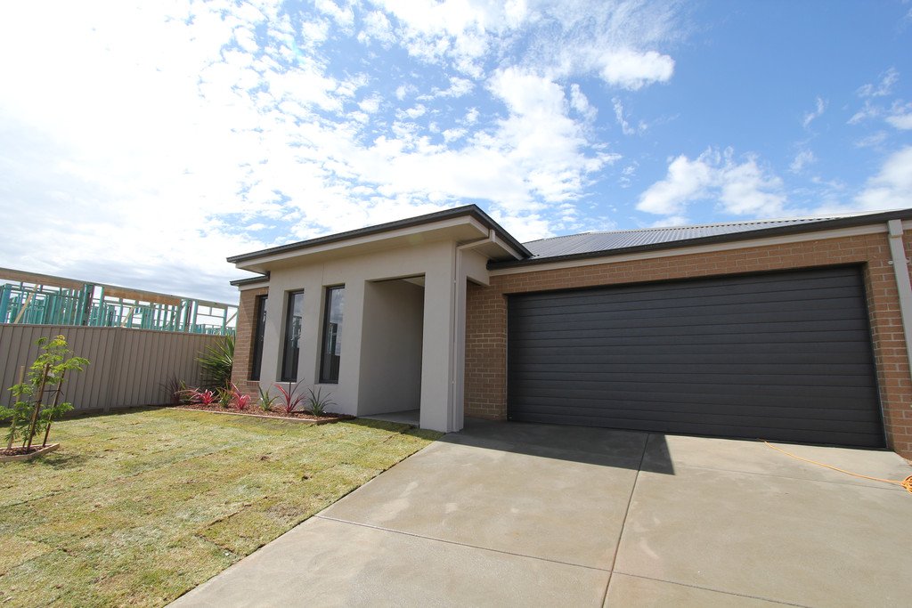 21 Swan Boulevard Winter Valley 19