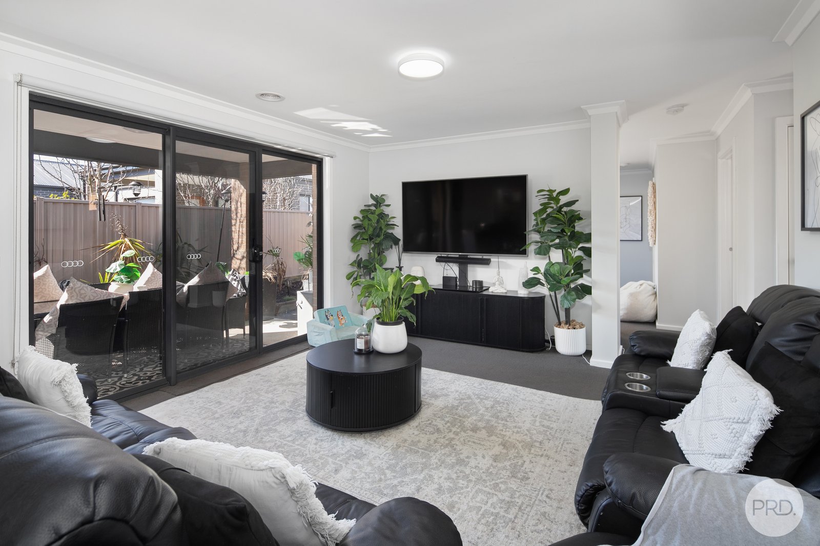 21 Swan Boulevard WINTER VALLEY 5