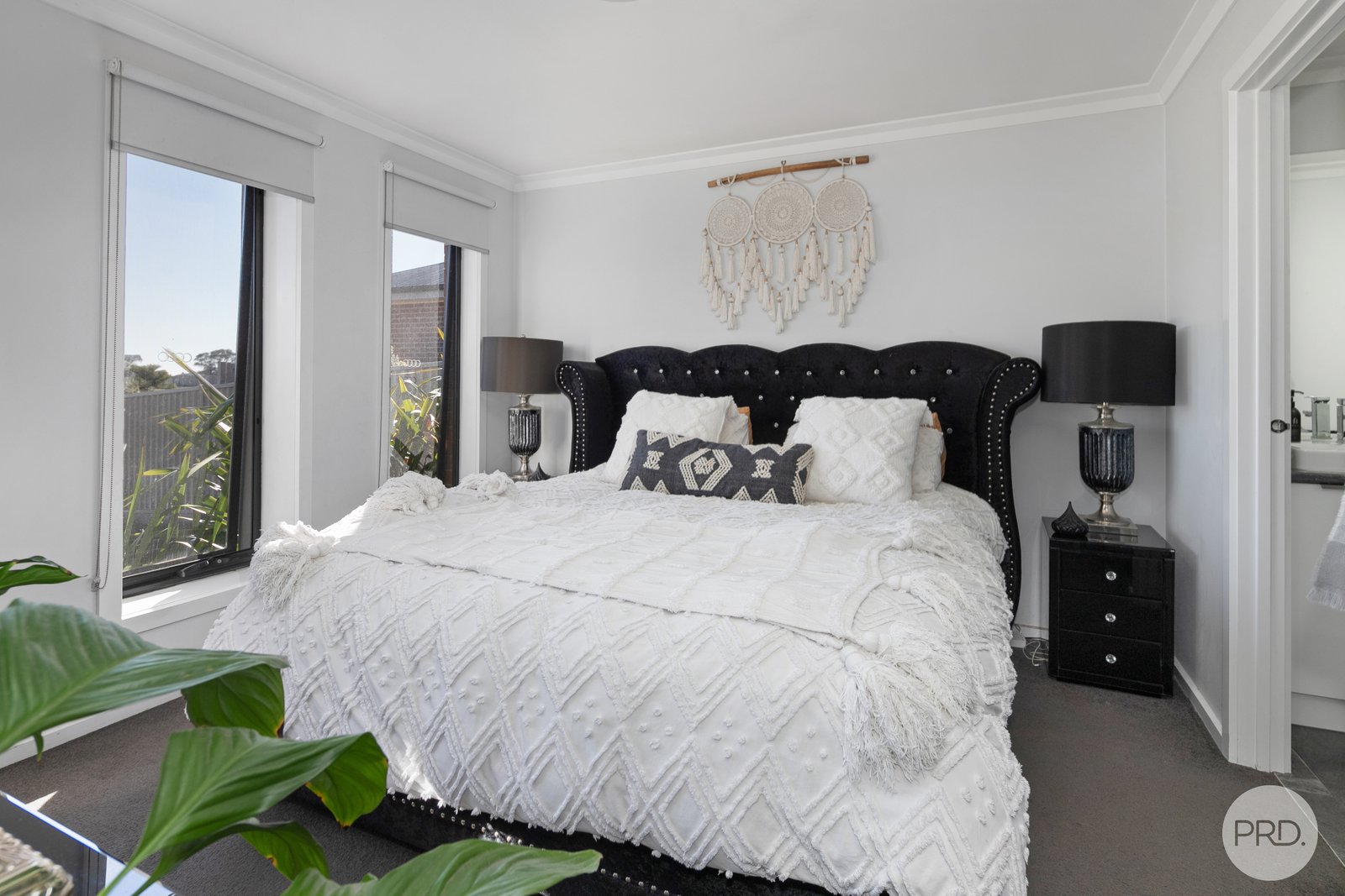 21 Swan Boulevard WINTER VALLEY 6