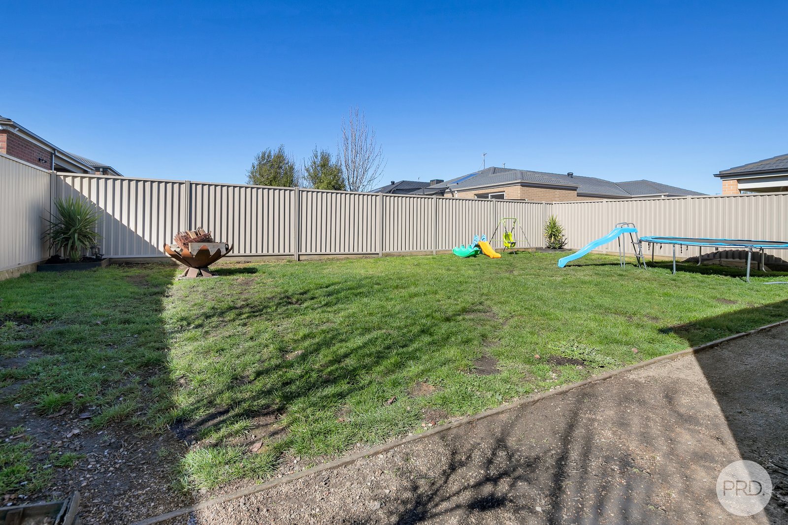 21 Swan Boulevard WINTER VALLEY 15