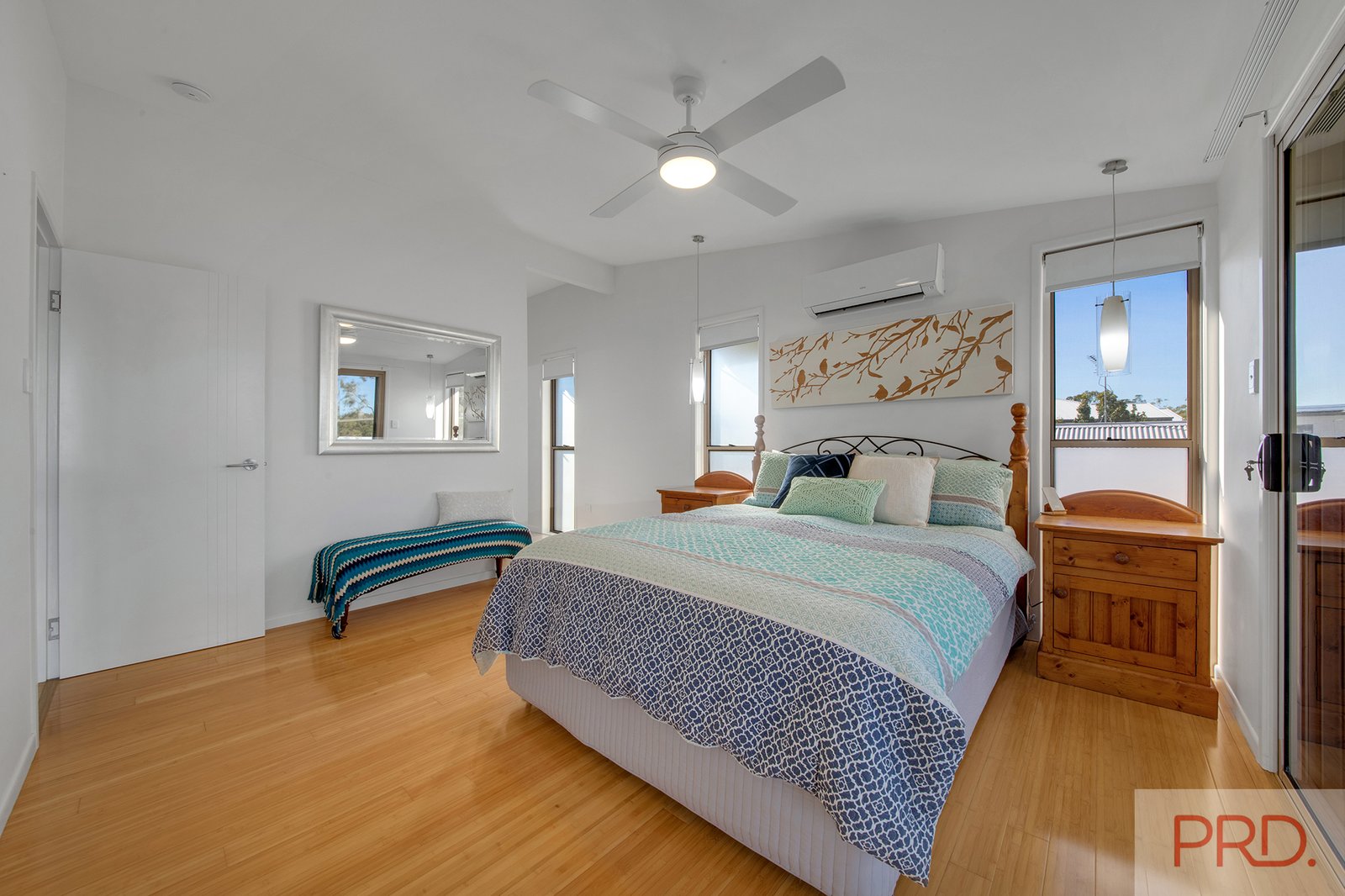 21 Tarcoola Drive BOYNE ISLAND 8