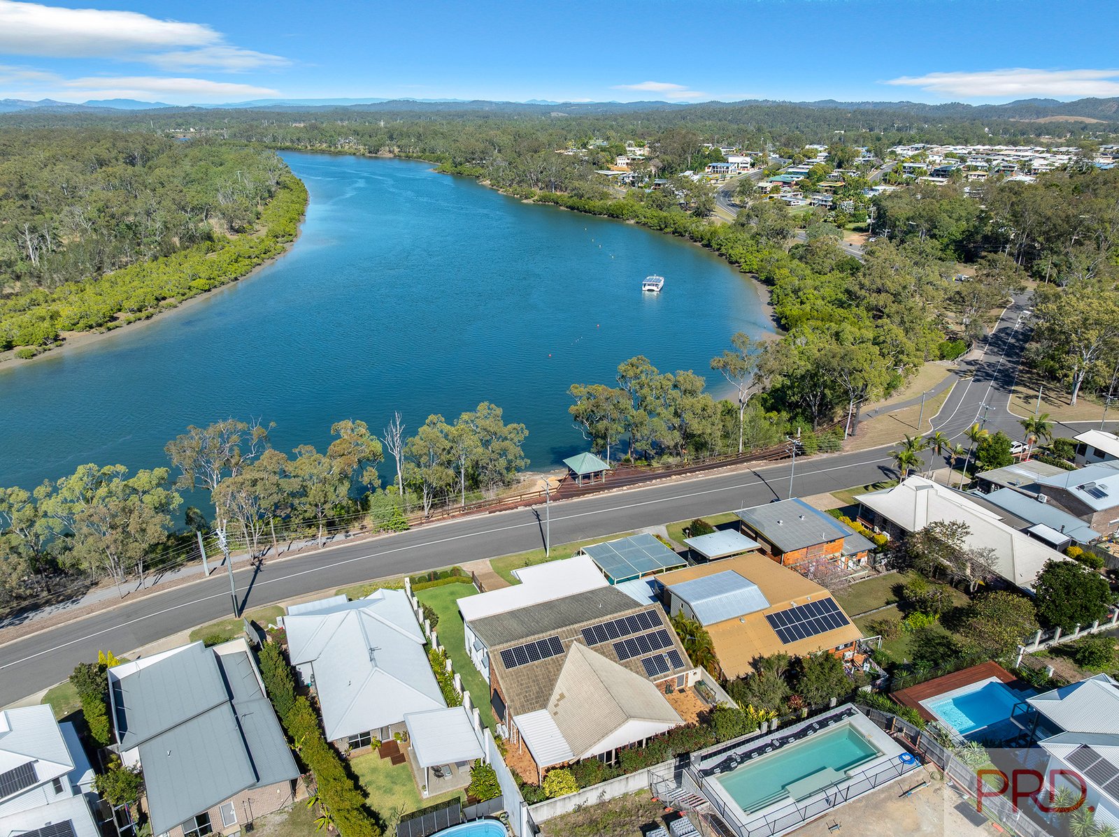 21 Tarcoola Drive BOYNE ISLAND 27