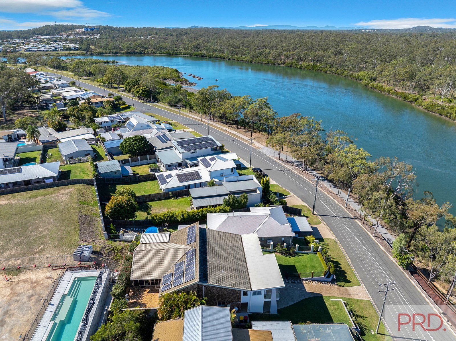 21 Tarcoola Drive BOYNE ISLAND 30