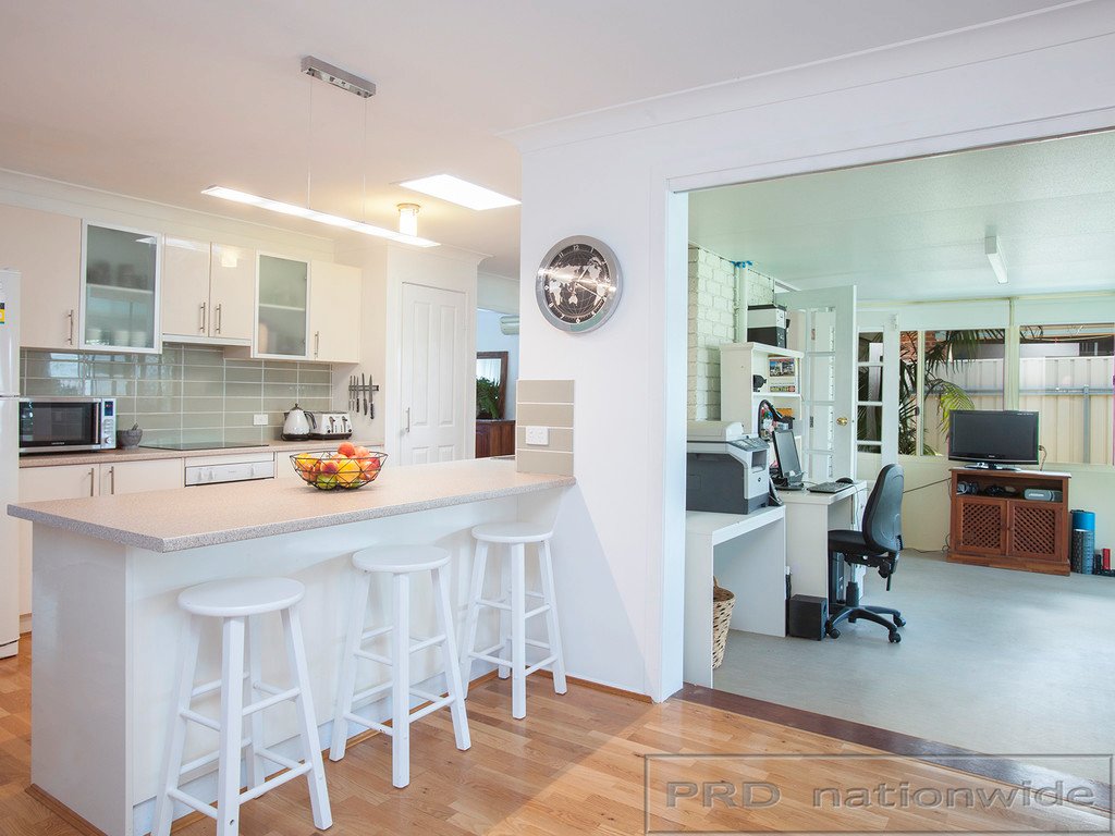 21 Taylor Avenue THORNTON 12