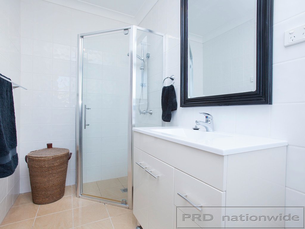 21 Taylor Avenue THORNTON 16