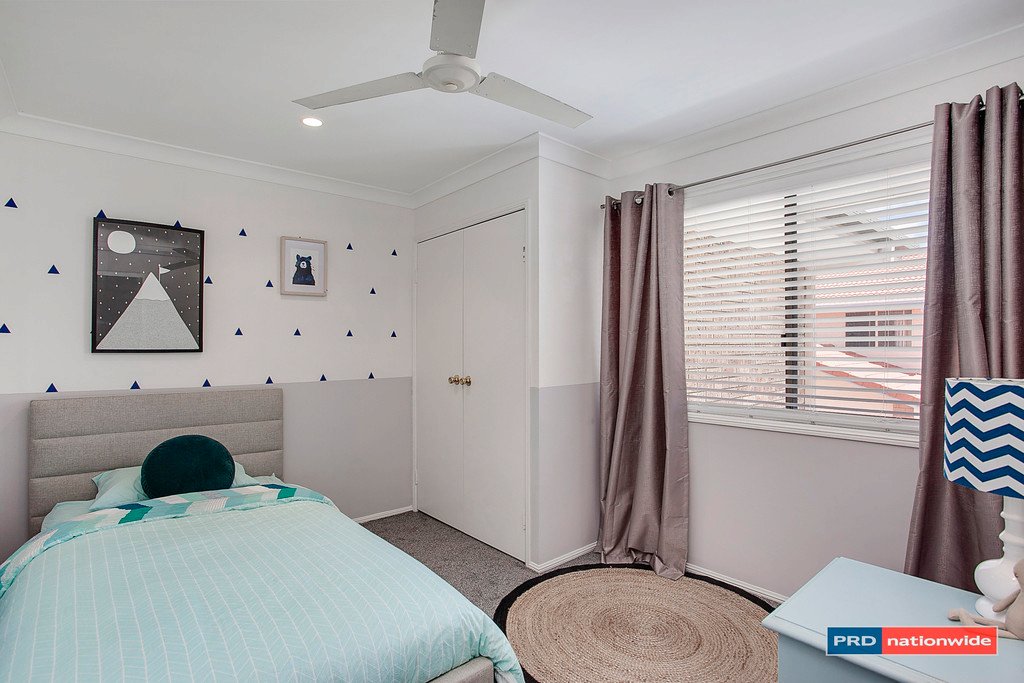 2/1 Teal Court BURLEIGH WATERS 13