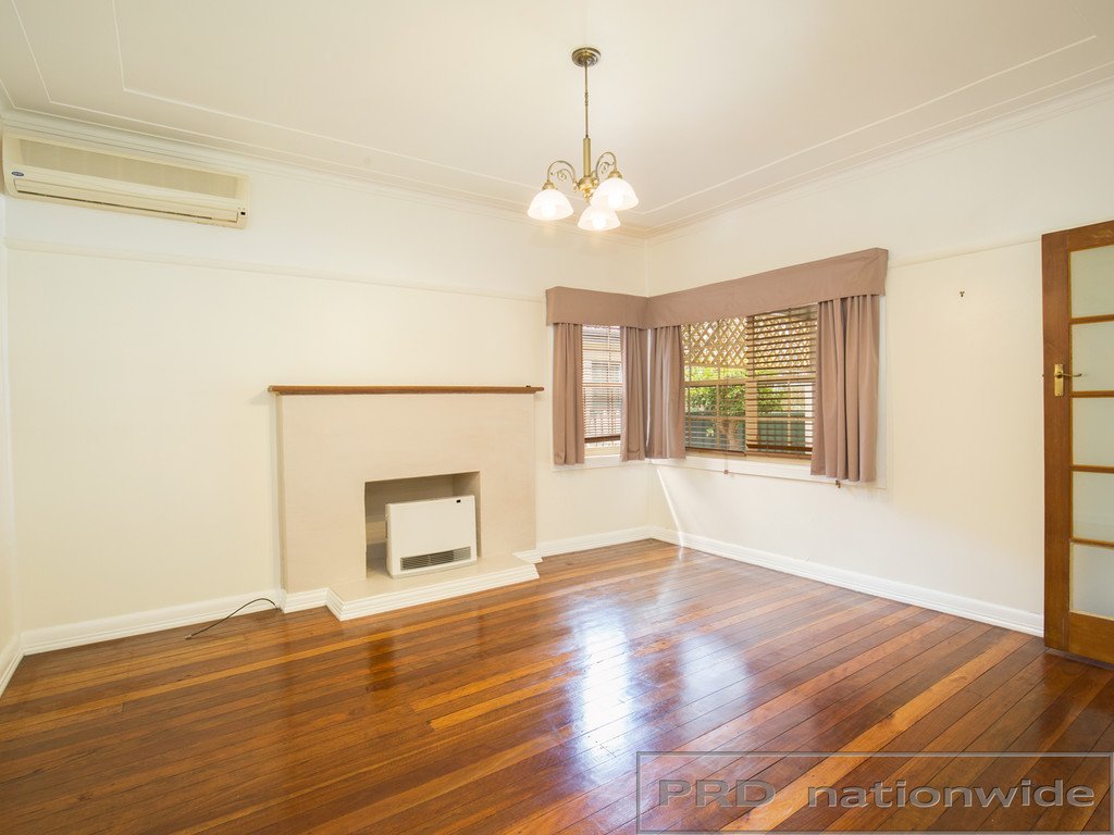21 Tenambit Street EAST MAITLAND 2