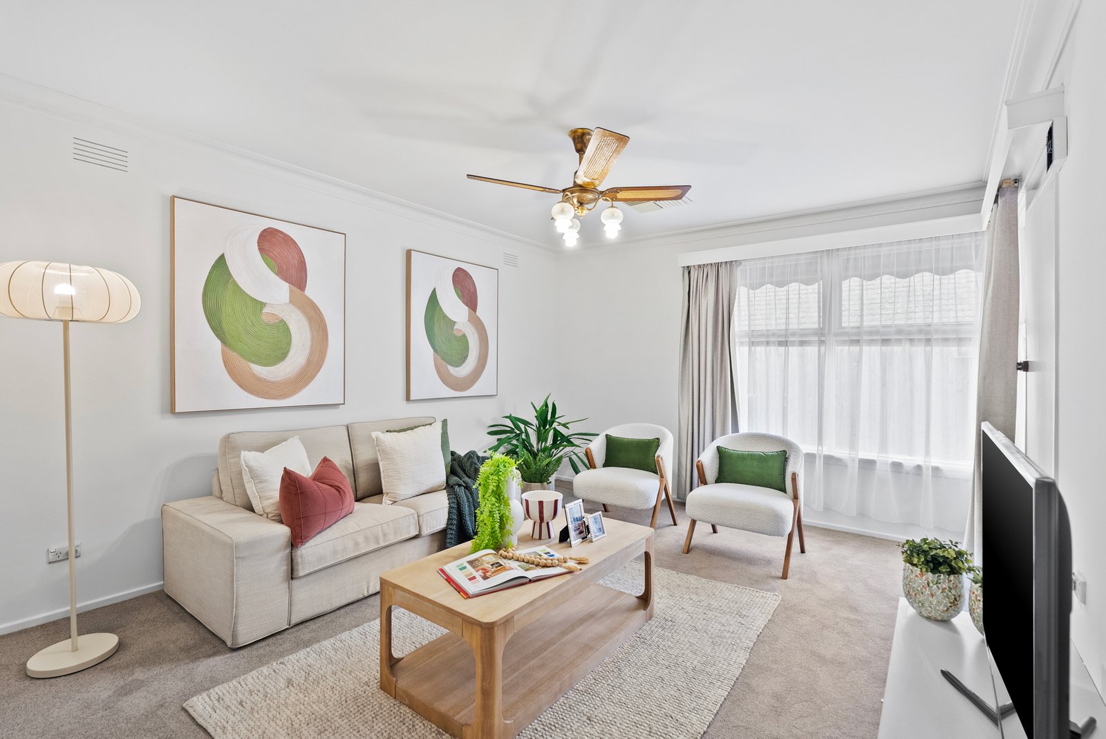 Gallery: 2/1 Tenham Grove