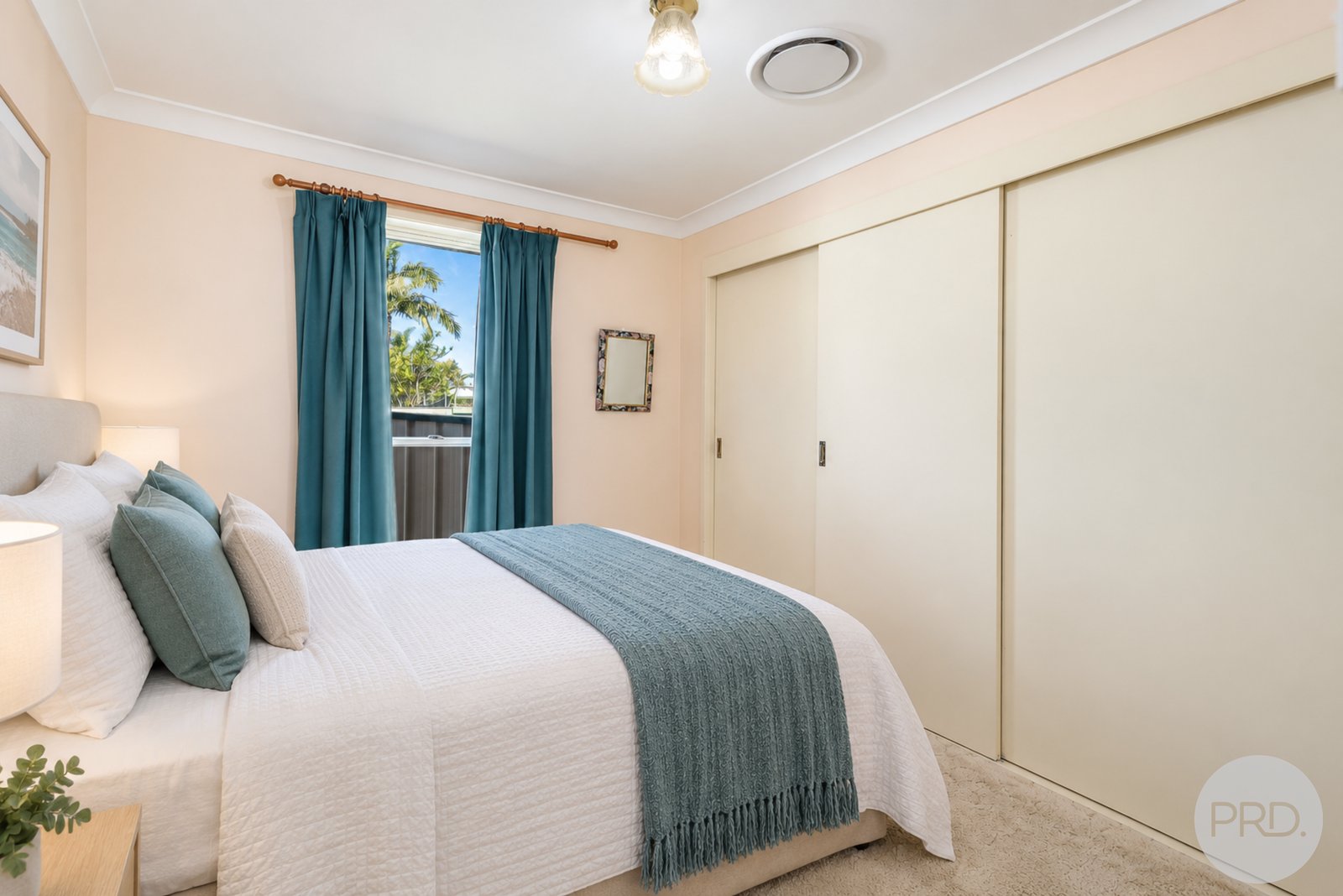 21 The Jetty  SALAMANDER BAY 11