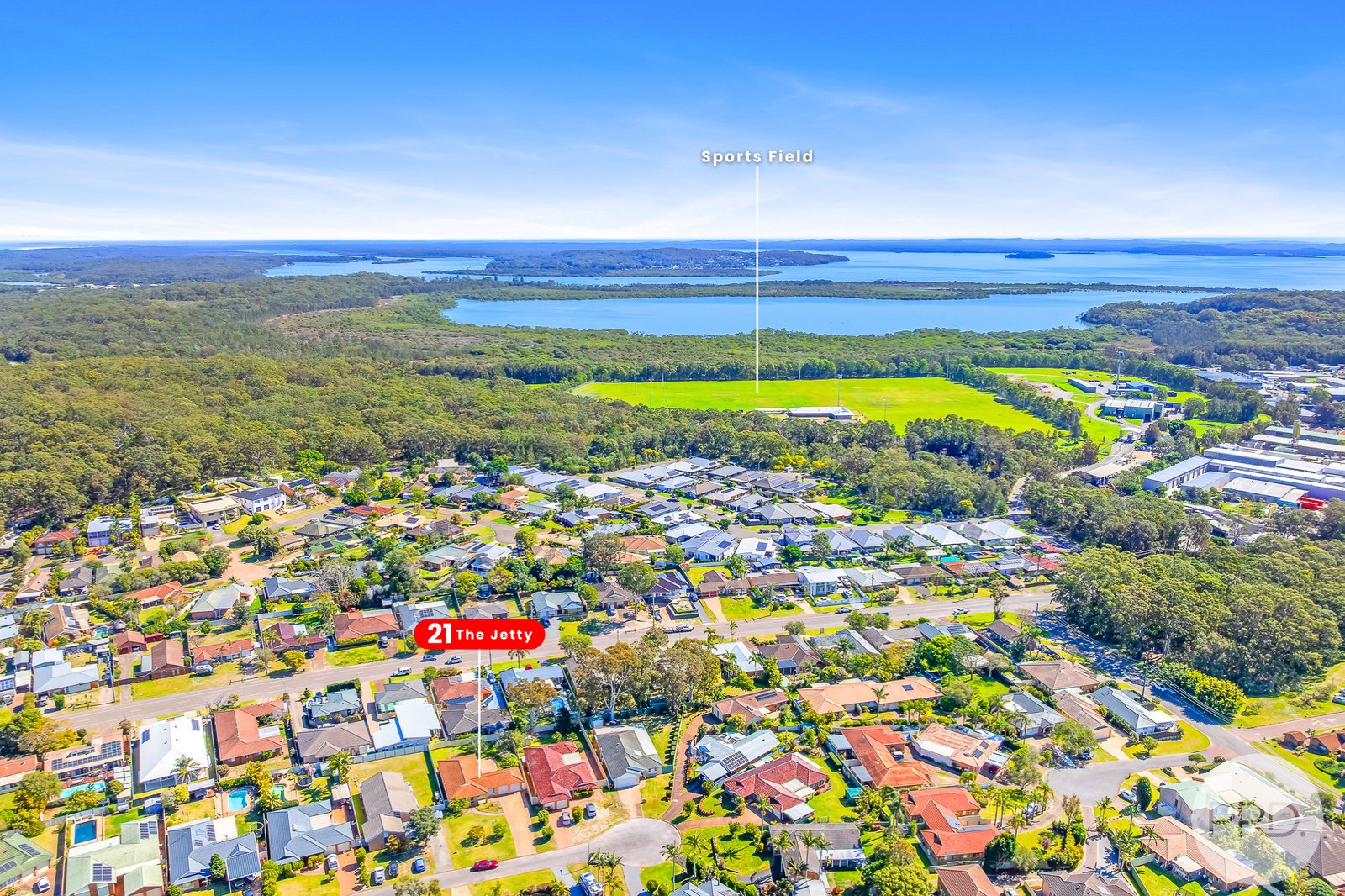 21 The Jetty  SALAMANDER BAY 18