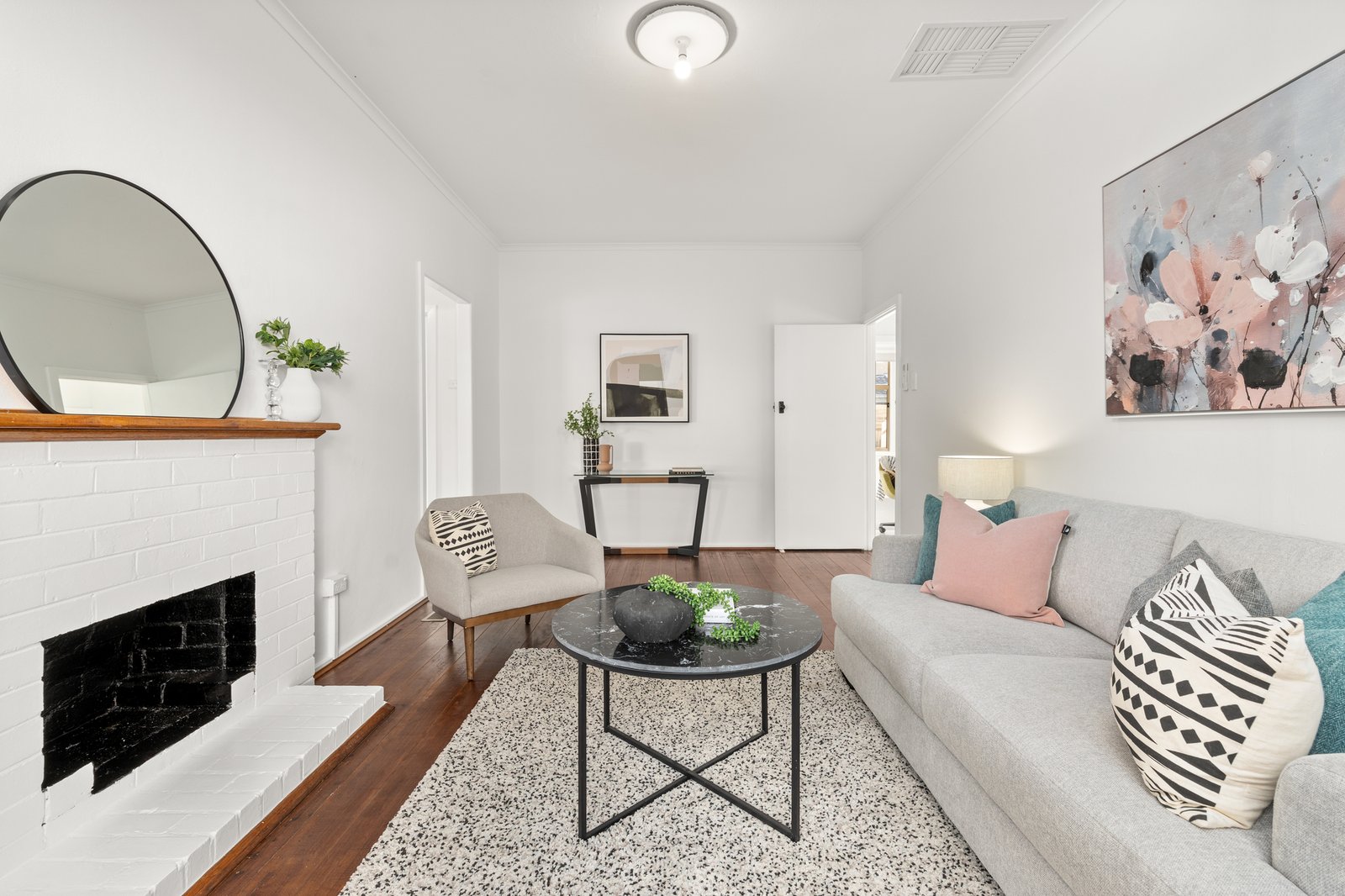 Gallery: 21 Thurloo Street