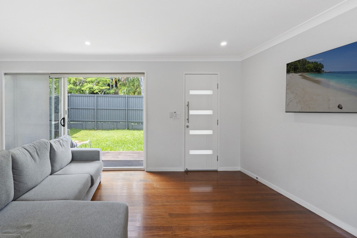 21 Timbertop Mead  Burleigh Heads 4