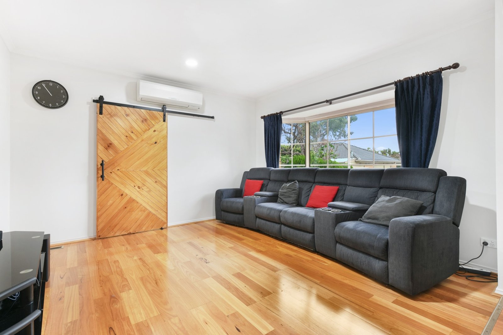 Gallery: 2/1 Timmings Street