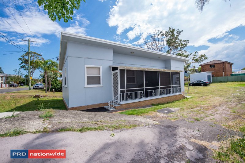 21 Tomaree Road SHOAL BAY 3
