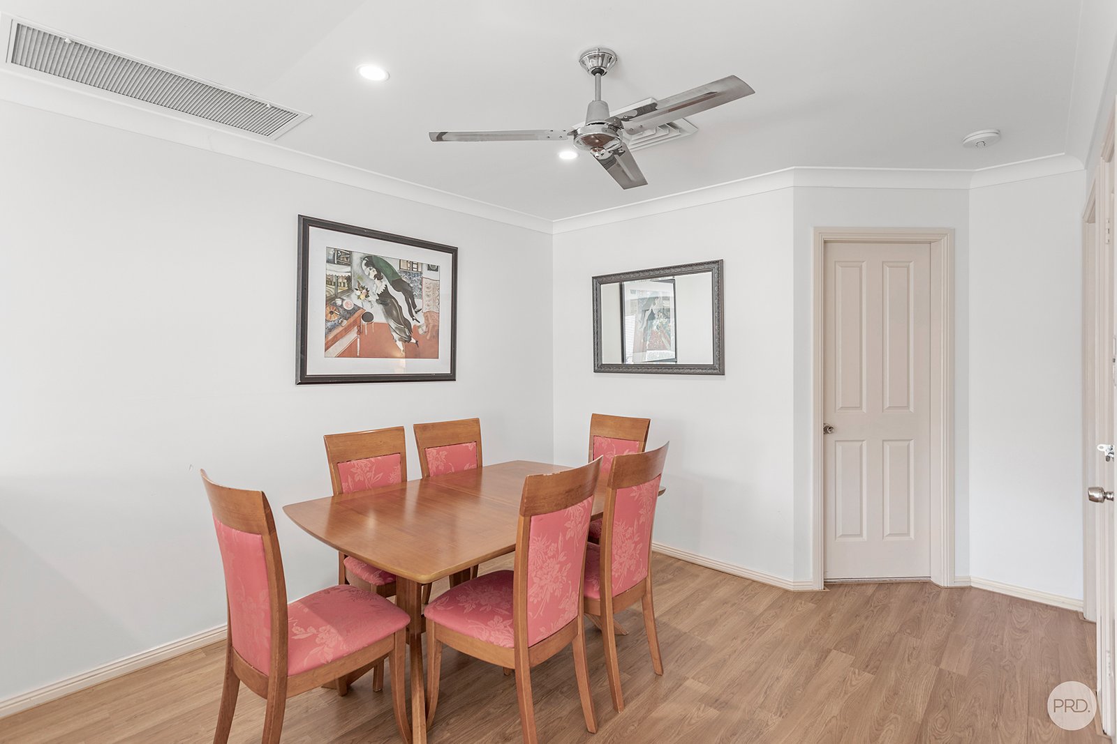 2/1 Tomaree Street NELSON BAY 8