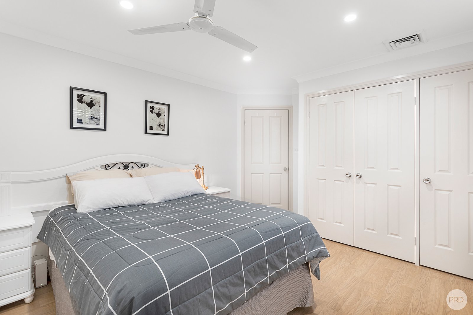 2/1 Tomaree Street NELSON BAY 9