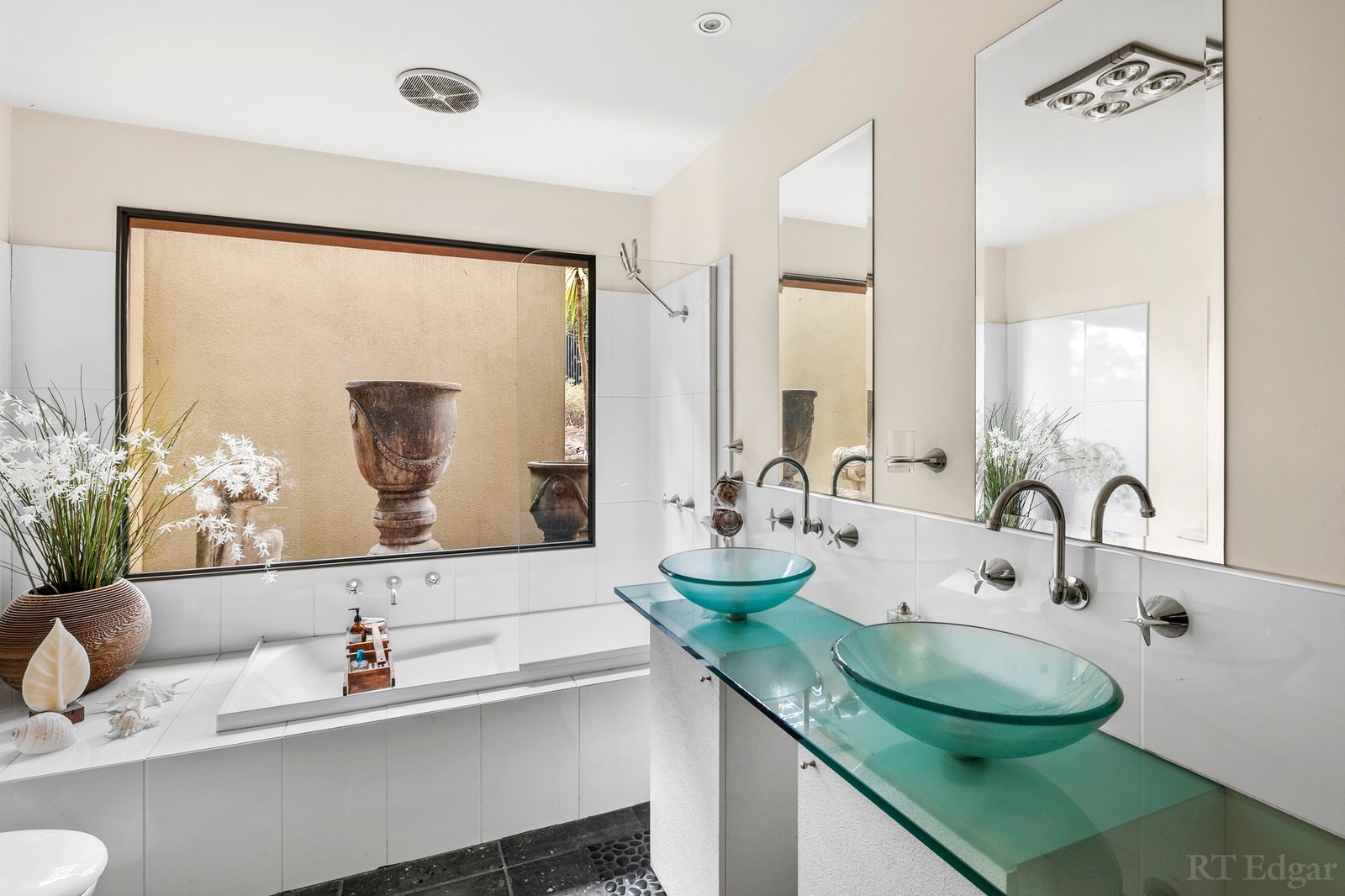 Real Estate and Property in 21 Toorak Terrace, Lorne, VIC