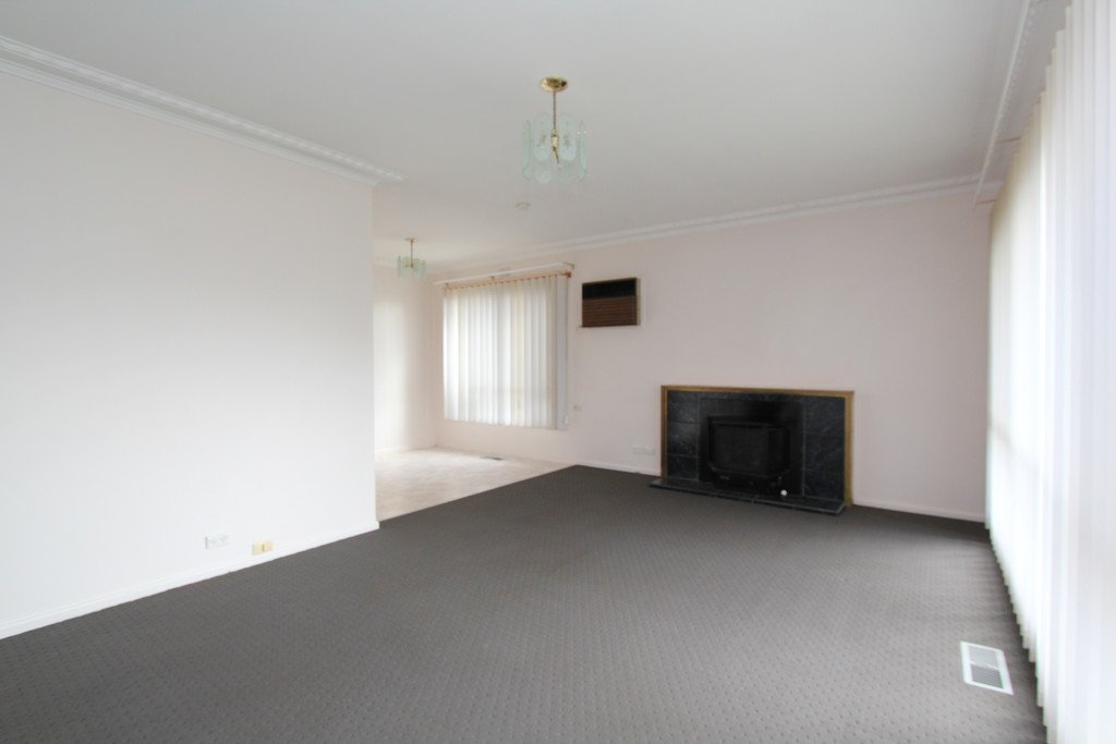 21 Towong Street ALFREDTON 2