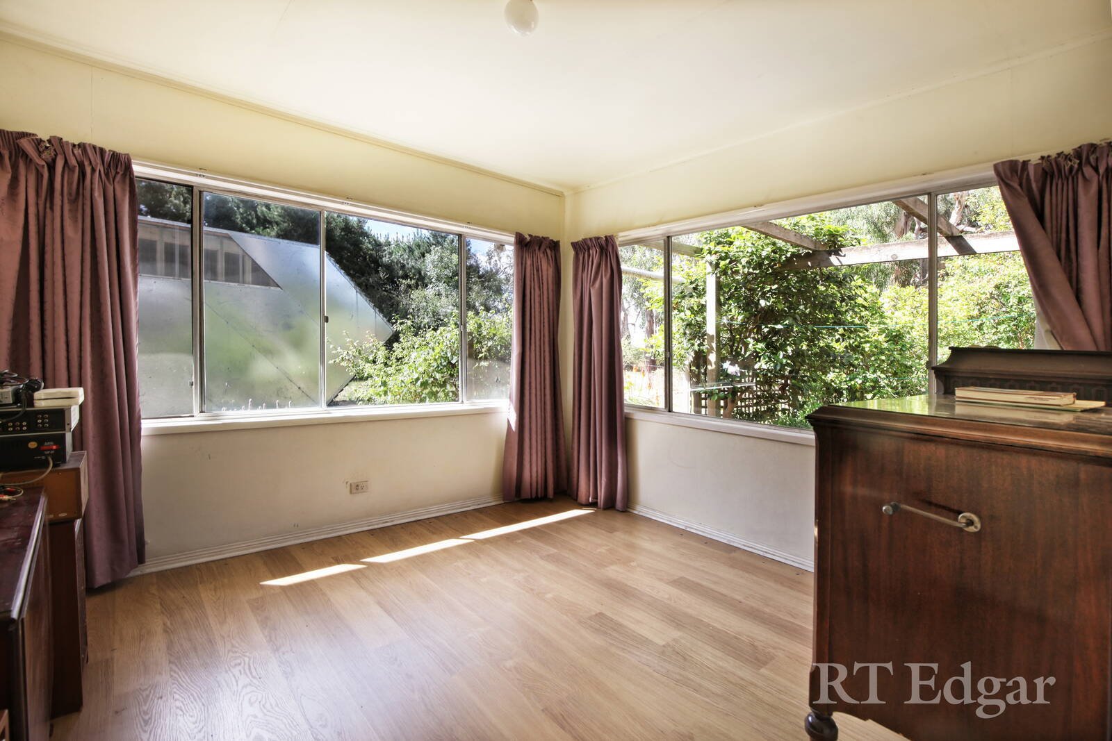 Real Estate and Property in 21 Trentham Road, Tylden, VIC
